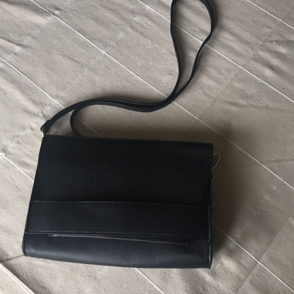 Simple black purse